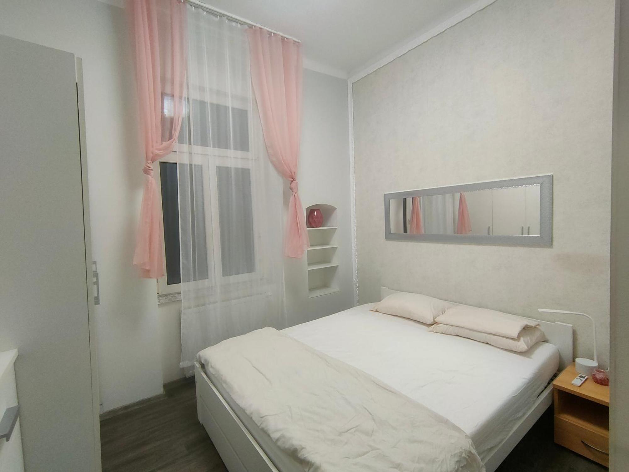 Family Apartment Kv Karlovy Vary Exterior photo